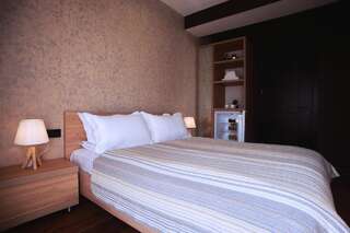 Отель Green Boutique Hotel Тбилиси Двухместный номер Делюкс с 1 кроватью и душем-3