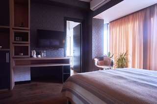Отель Green Boutique Hotel Тбилиси Стандартный номер с кроватью размера "queen-size"-3